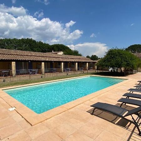 Appartements " Le Clos De La Cerisaie" Castillon-du-Gard Buitenkant foto