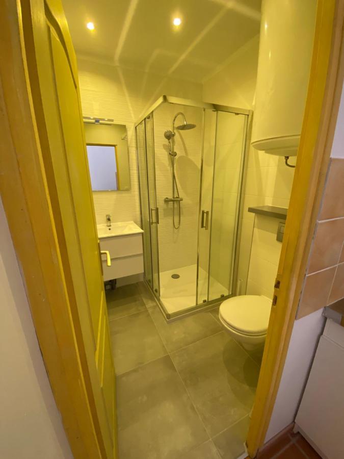 Appartements " Le Clos De La Cerisaie" Castillon-du-Gard Buitenkant foto